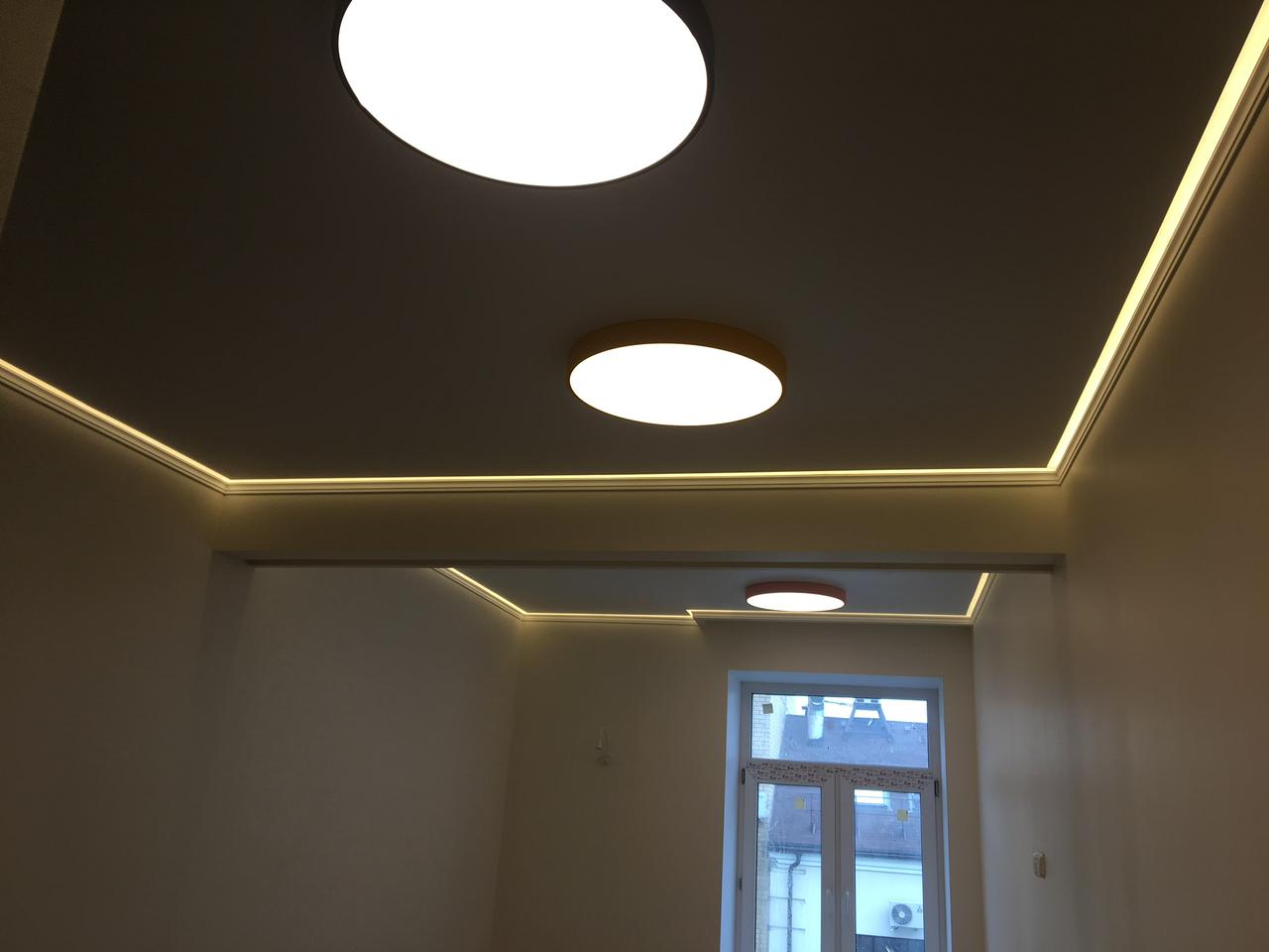 Контурная подсветка потолка
